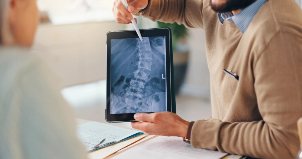 Why Do Kansas City Chiropractors X-Ray You Before Adjusting?