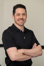Dr. Frank Siraguso providing non-surgical spine and musculoskeletal care at Dohrmann Chiropractic in Kansas City